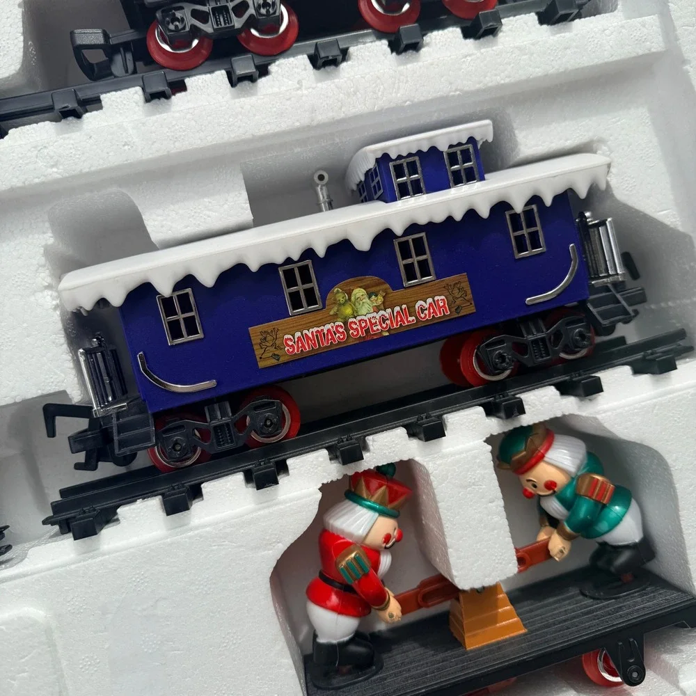 Toy State Nutcracker Express Christmas Train Set 5303 Holiday Music Animated Car